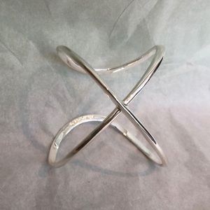 Stella & Dot Sculpted X Cuff NIB